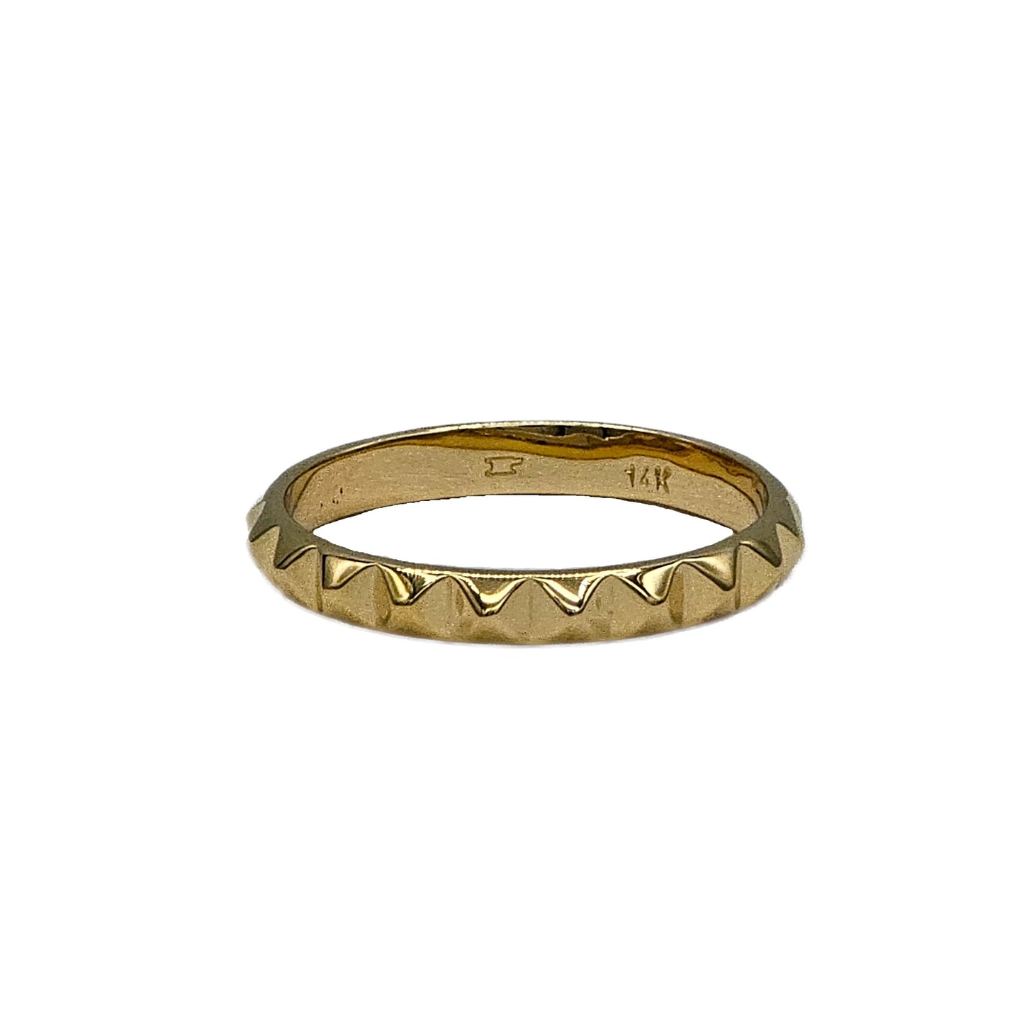 14K Yellow Gold Pyramid Band