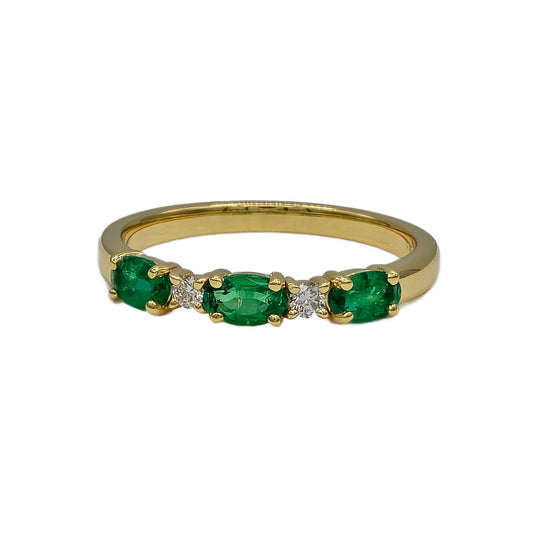 Emerald and Diamond Band in 18K yellow gold