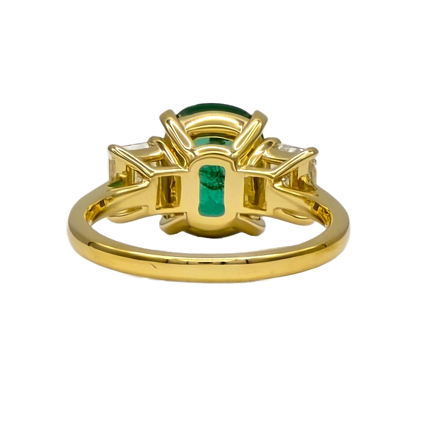 18K yellow gold 2.33ct natural emerald and 2=1.00ctw radiant cut diamond ring