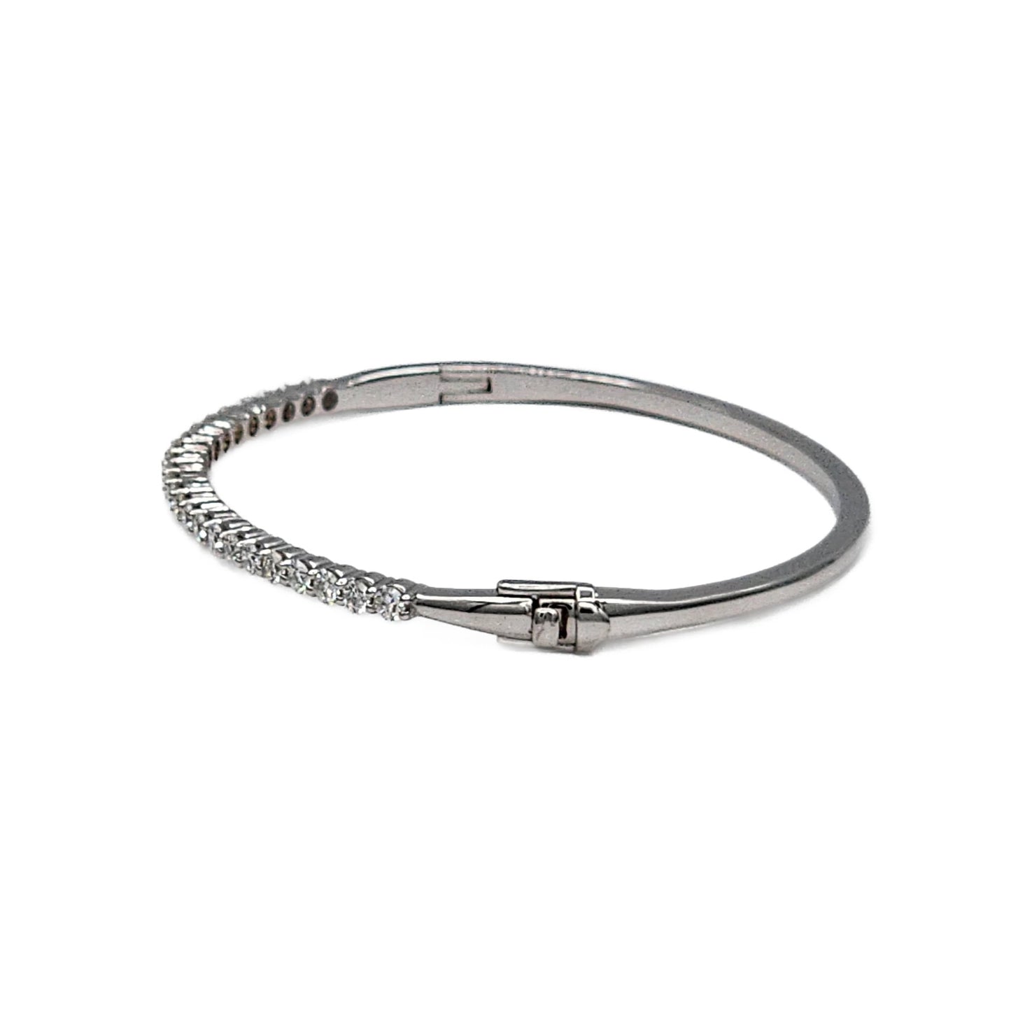 24=1.47 Carat Total Weight Shared Prong Round Diamond Bangle Bracelet, in 14K White Gold