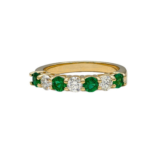 Diamond and emerald band in 14K yellow gold