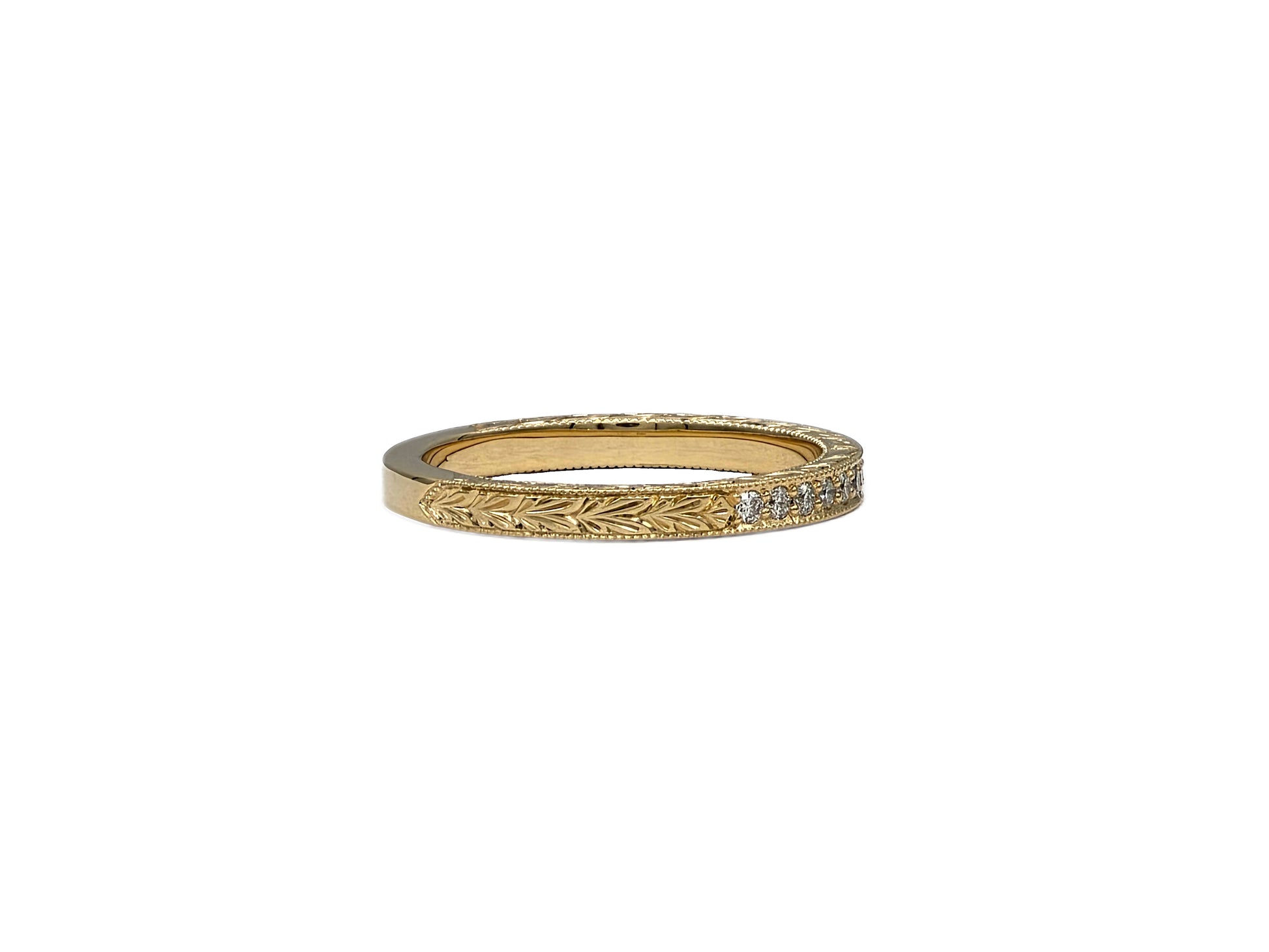 18K yellow gold hand engraved diamond band