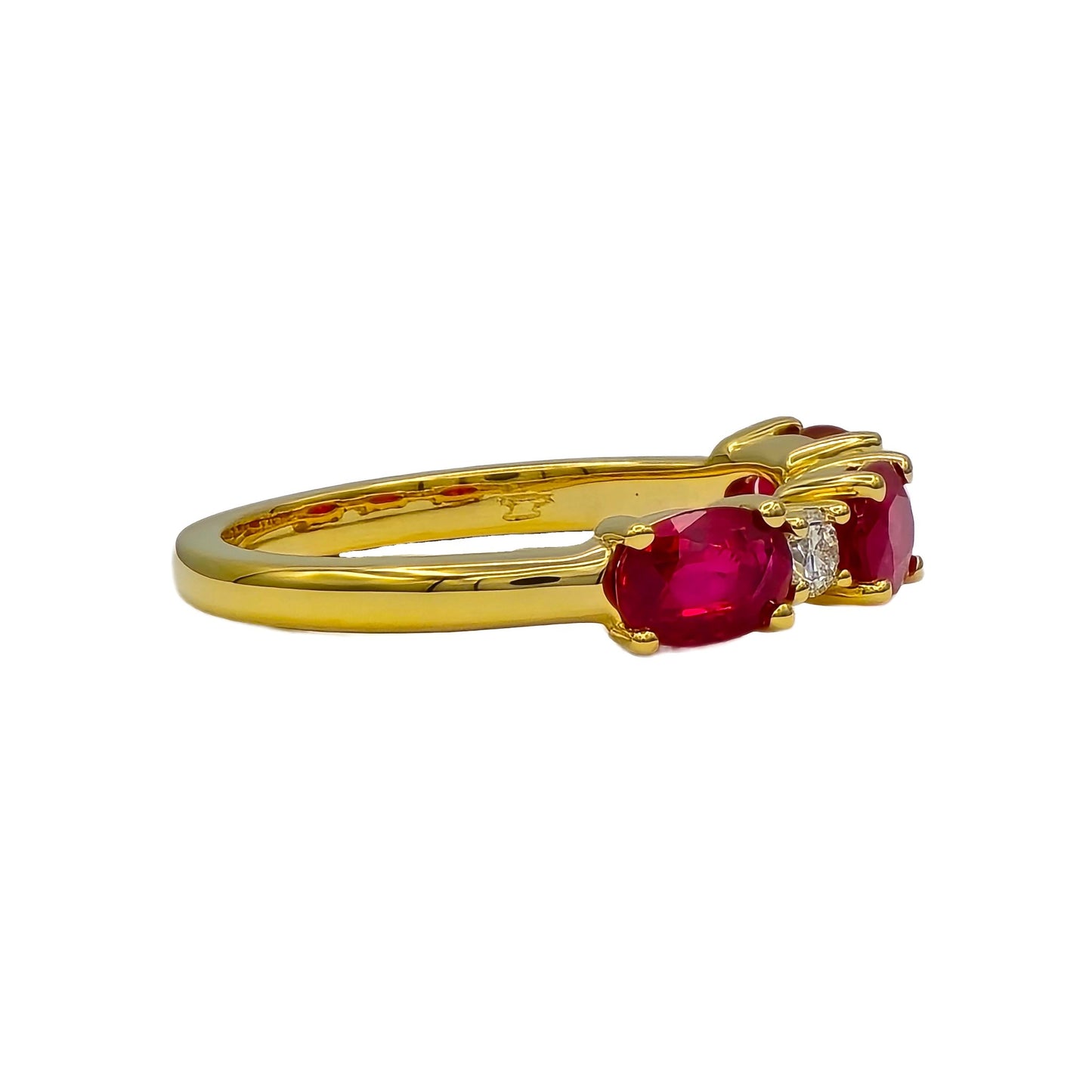 1.87Ct Ruby and Diamond Ring in 18K Yellow Gold