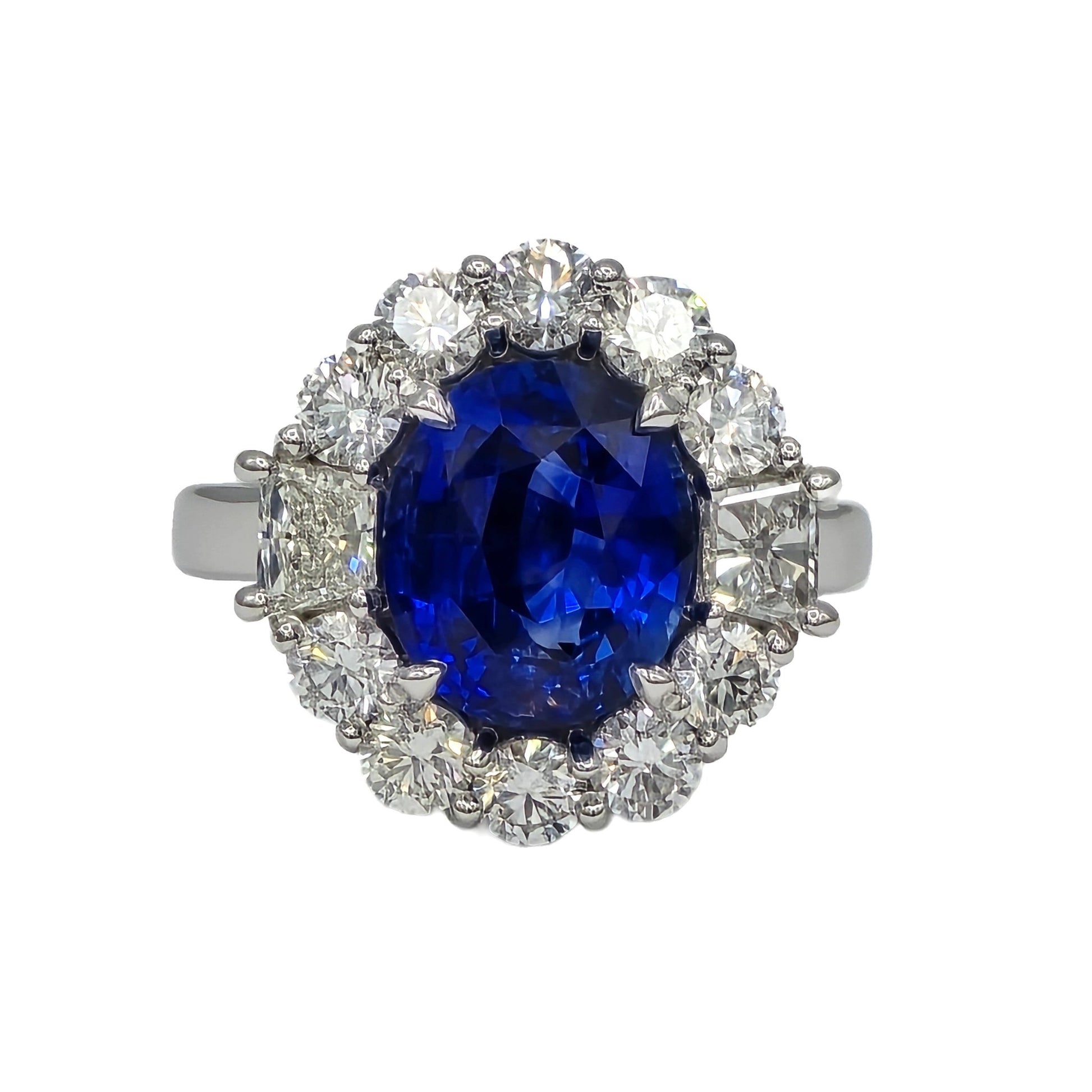 5.04 Carat oval sapphire and diamond ring in 18k white gold
