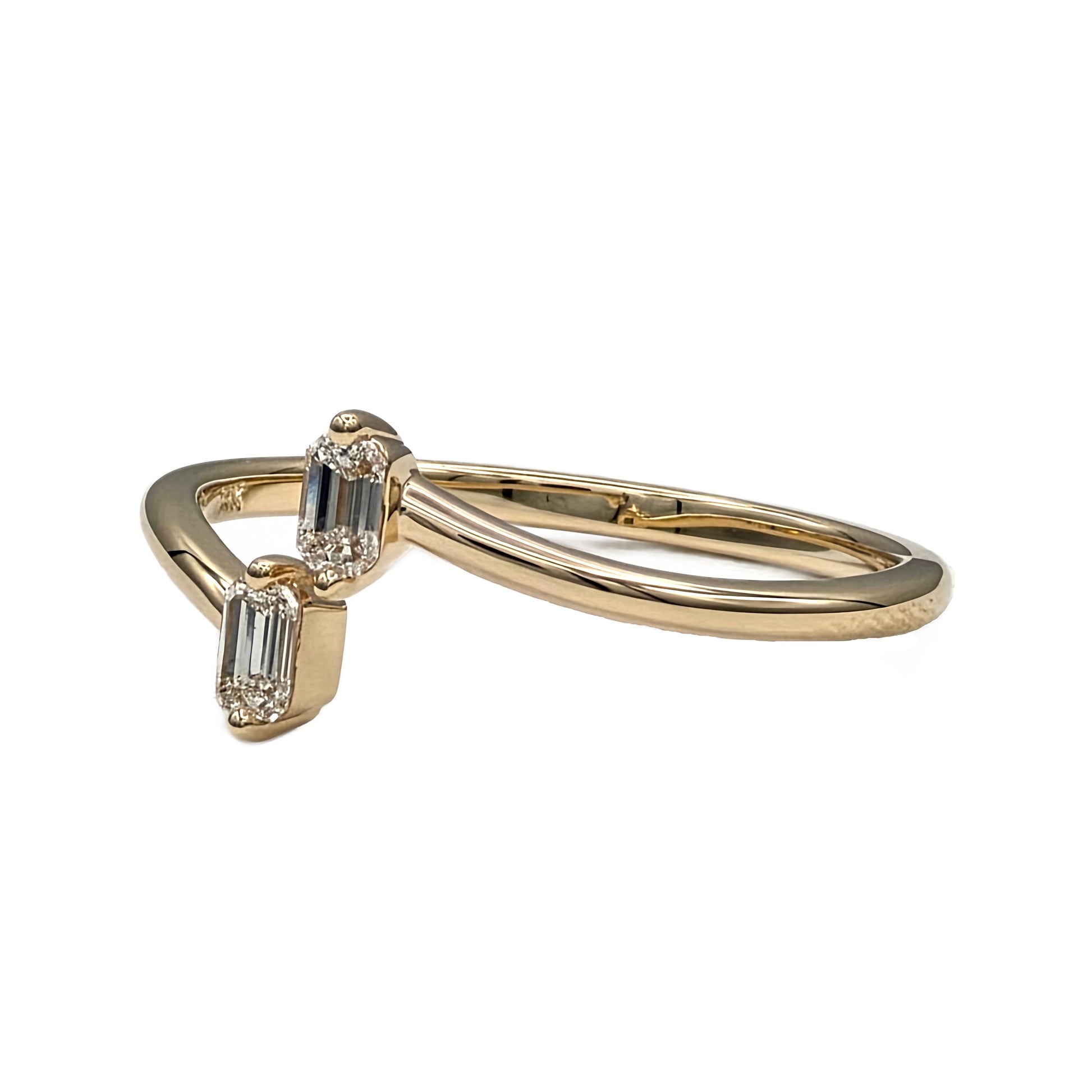 Emerald Cut Diamond Ring in 14K Yellow Gold