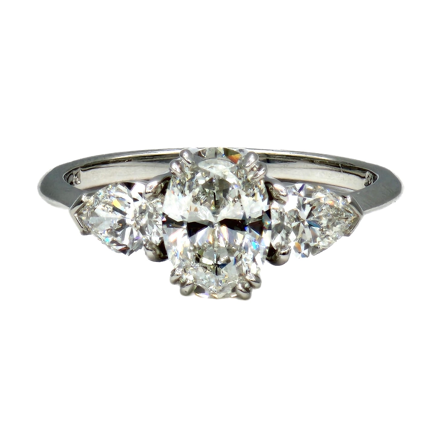 Platinum 1.13 Carat Oval Ring